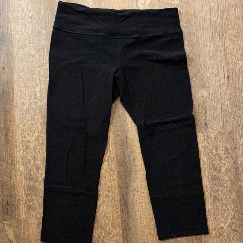 Lululemon Wunder Under Crops